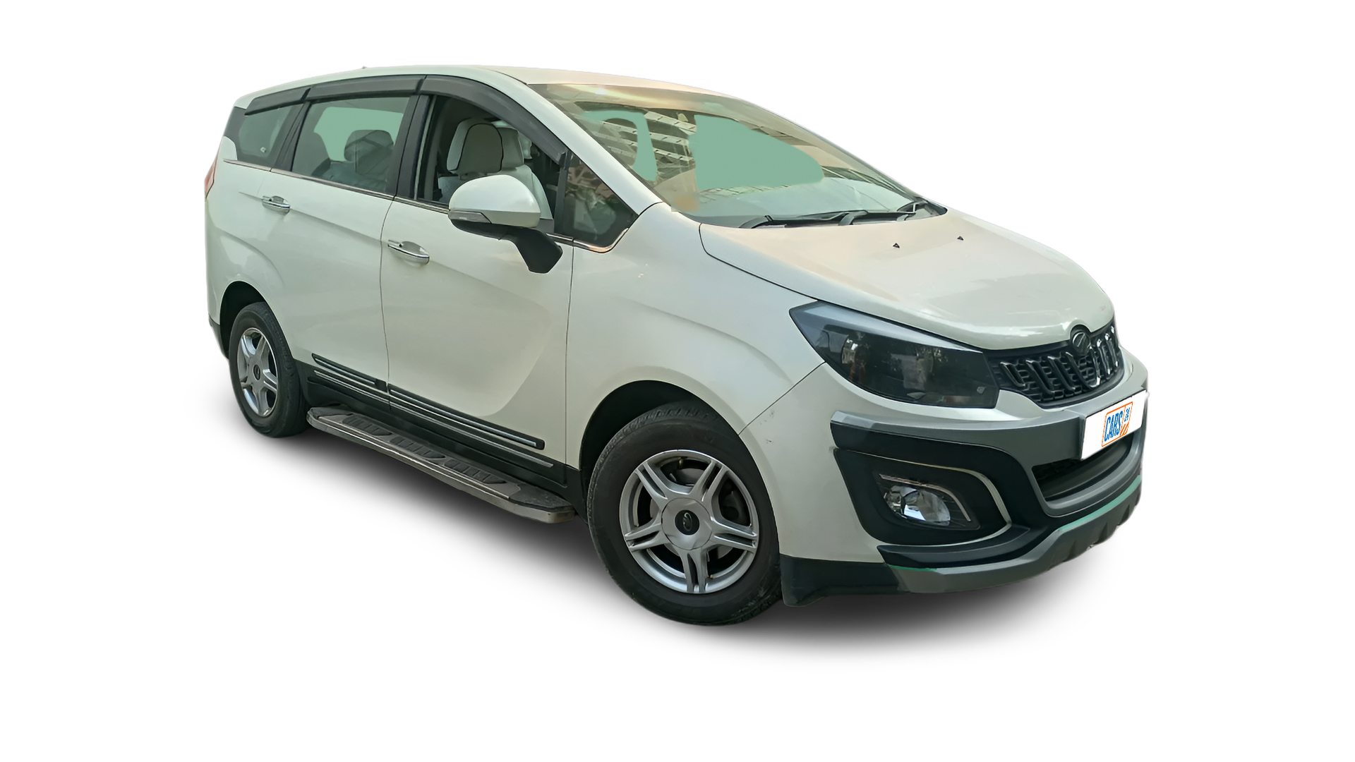 Mahindra MARAZZO-img